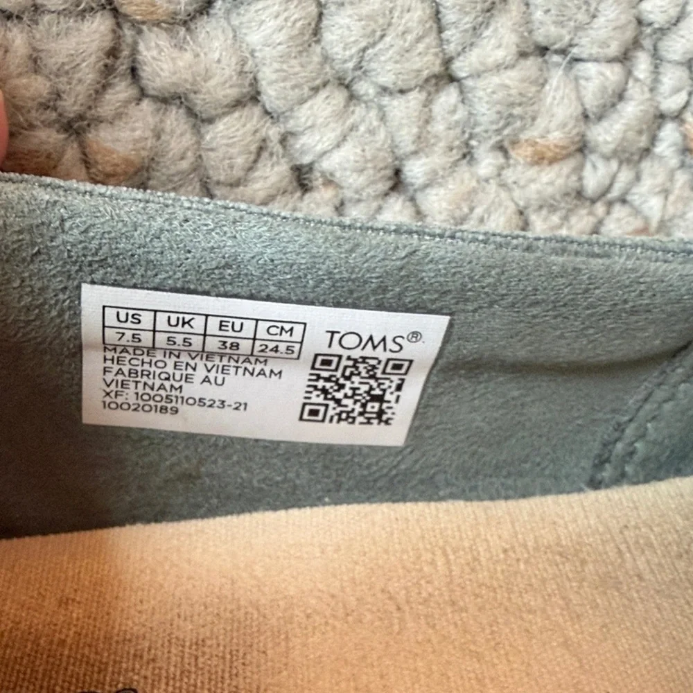 TOMS Women's Micro Corduroy Alp Midform Slip On Shoe